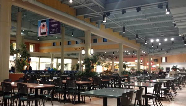 The Crossroads - Photo From Mall Website (newer photo)